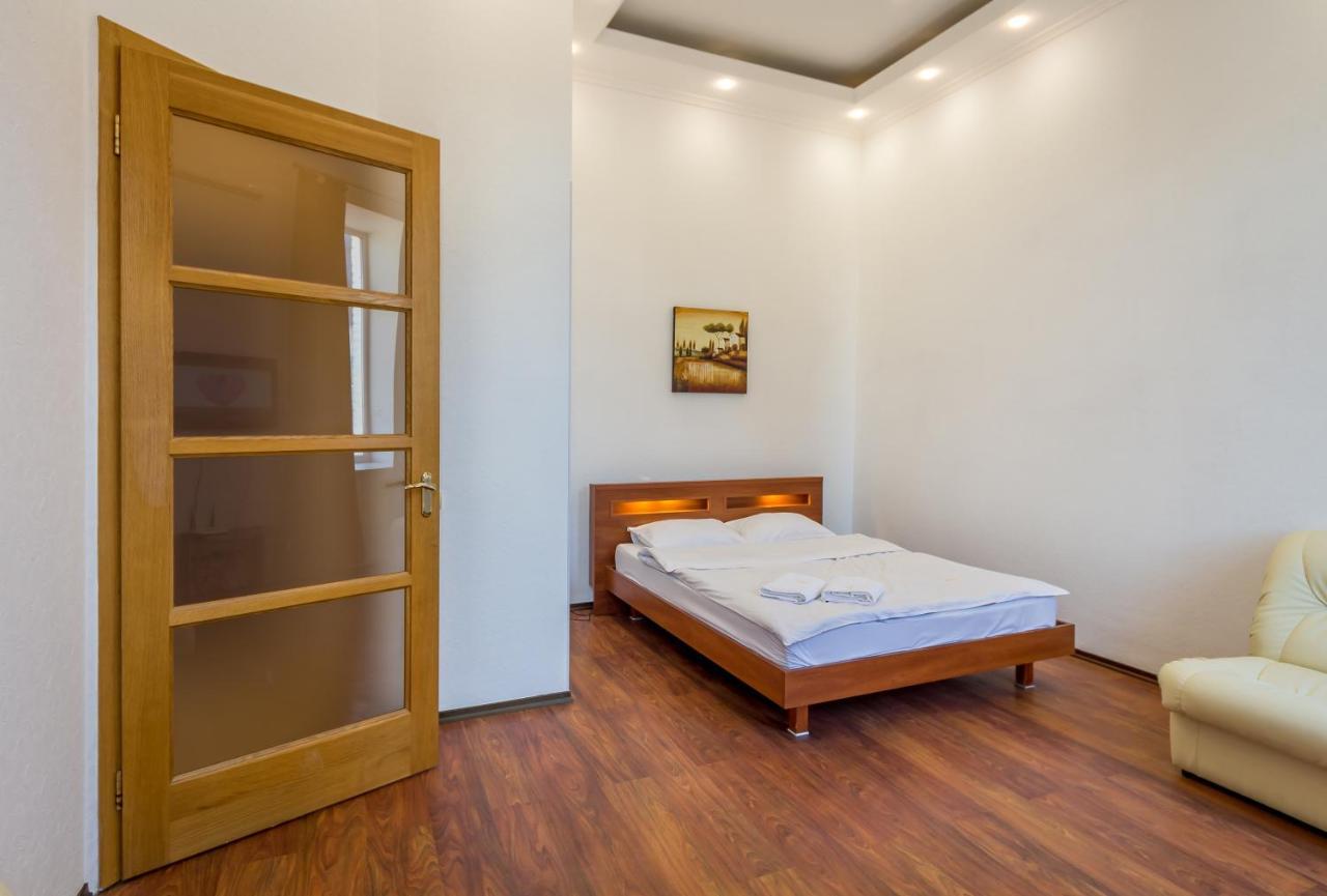 Dayflat Apartments Golden Gate Area Киев Экстерьер фото